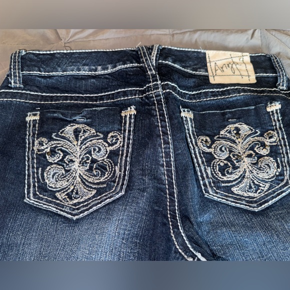 Fun & Funky Ariya Boot-cut/ Flared Cowgirl Jeans Size: 9/10 - Picture 5 of 9
